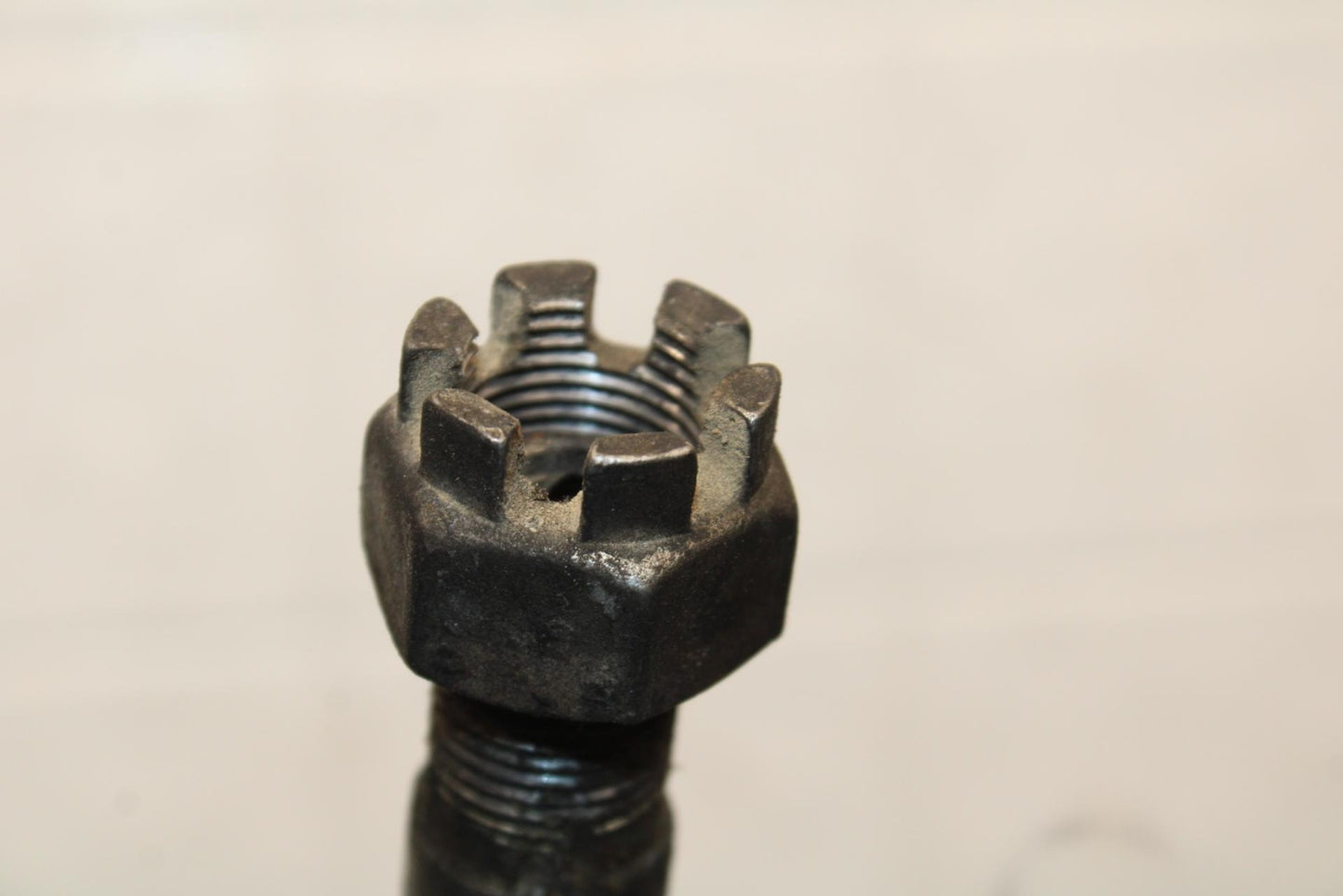 2006 Kawasaki Vulcan 900 VN900B Classic REAR AXLE BACK WHEEL PIVOT BOLT  BB585