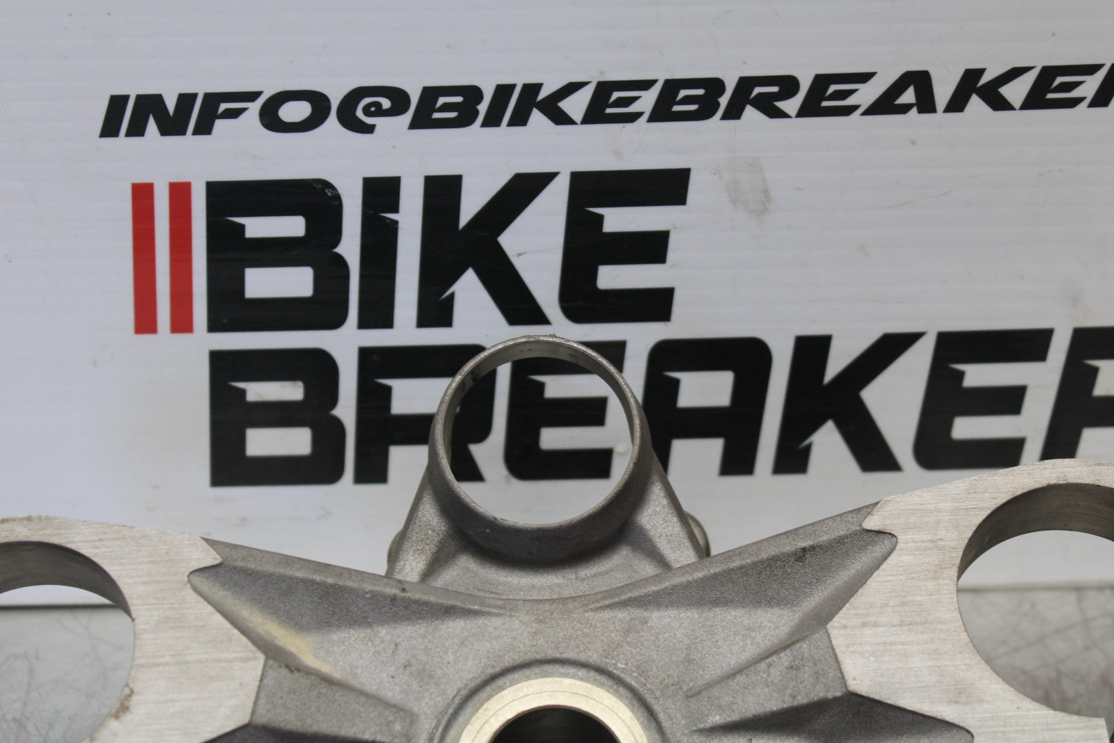 07-08 KAWASAKI NINJA ZX6R FORKS UPPER TRIPLE TREE CLAMP 44039-0072-829 BB203