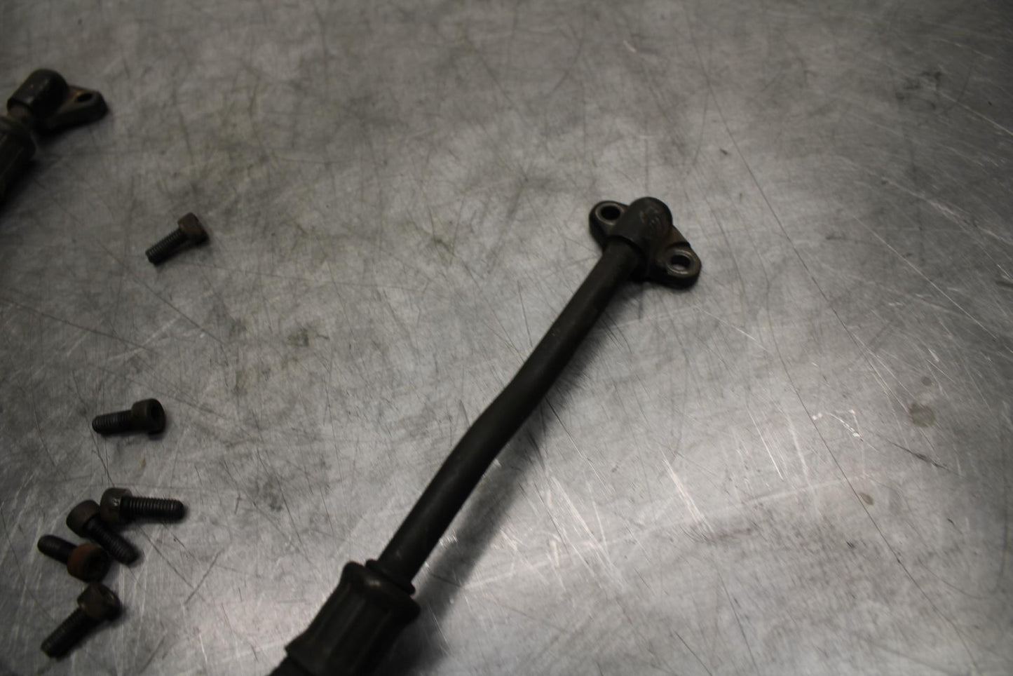 91-92 SUZUKI GSXR750 M  ENGINE MOTOR OIL REAR HOSES BB493