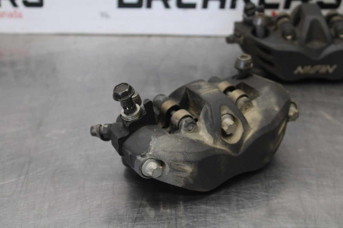 08 KAWASAKI ZX6R RIGHT LEFT FRONT BRAKE CALIPER SET PAIR CALIPERS BB896