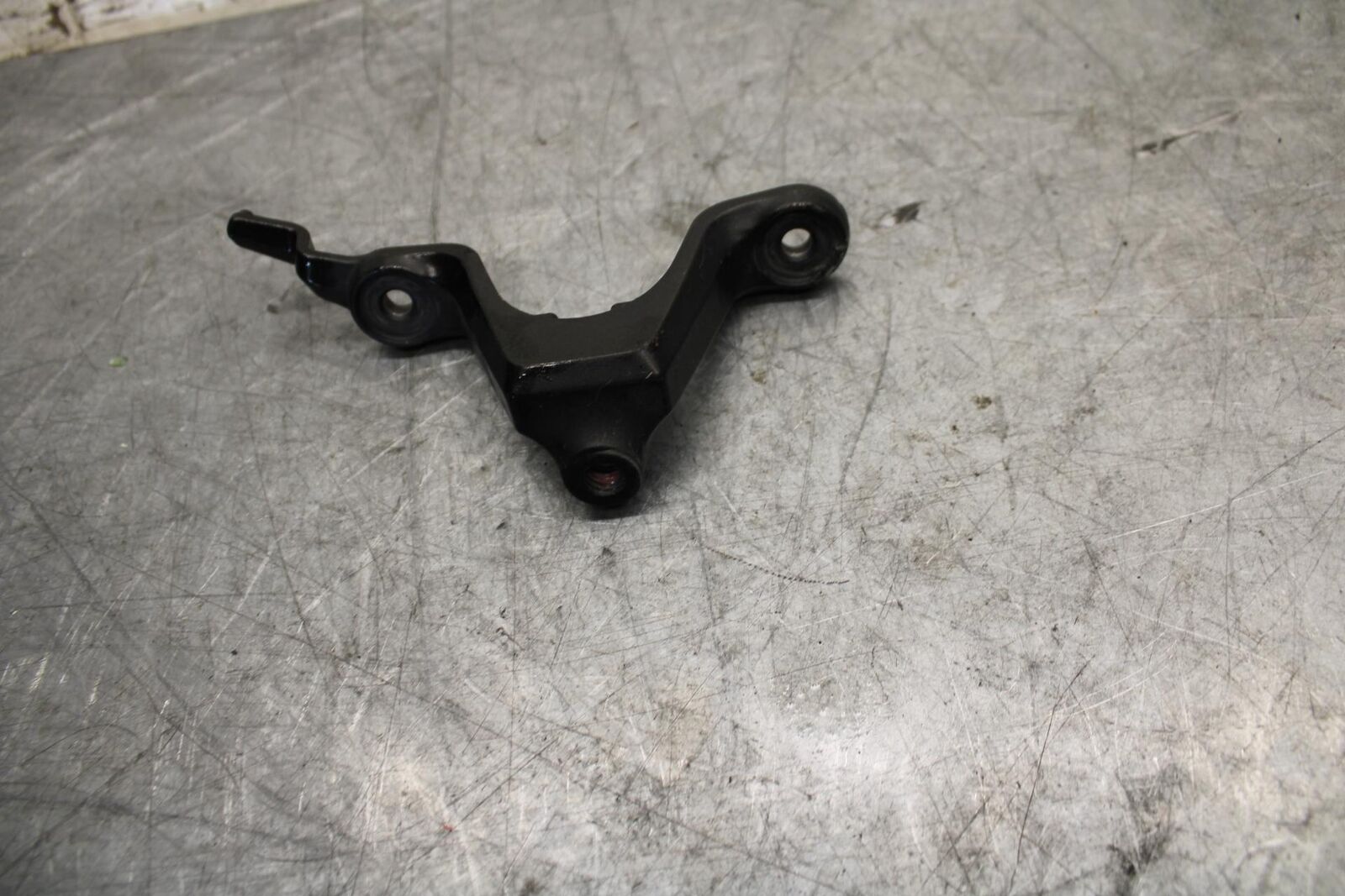 2012 Kawasaki Ninja ZX6R ZX600R DAMPER BRACKET MOUNT BB529