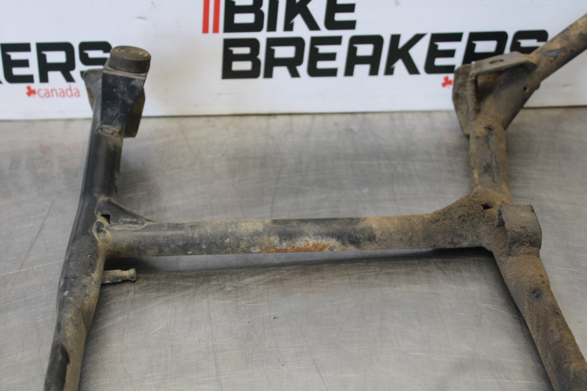 15 TRIUMPH TIGER 800 CENTER MAIN STAND BB873