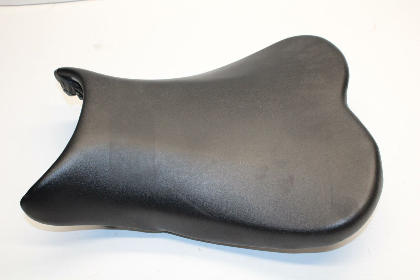 06-07 SUZUKI GSXR600 FRONT DRIVERS SEAT PAD SADDLE PILLION BB243