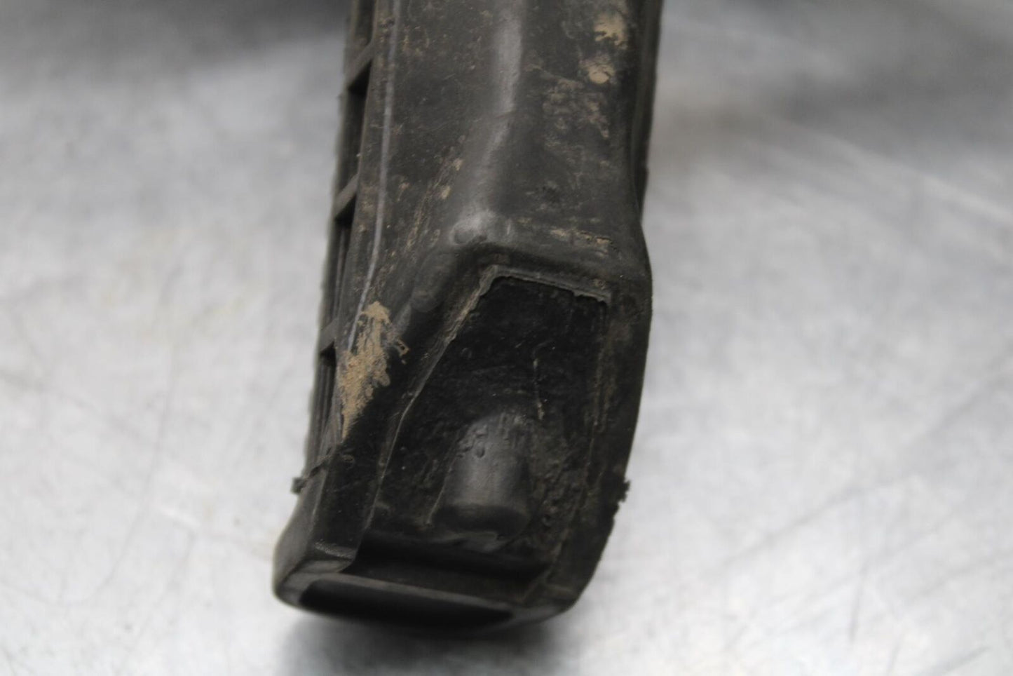 04-09 SUZUKI GS 500 FH GS500F LEFT REARSET REAR SET DRIVER FOOT PEG REST BB97