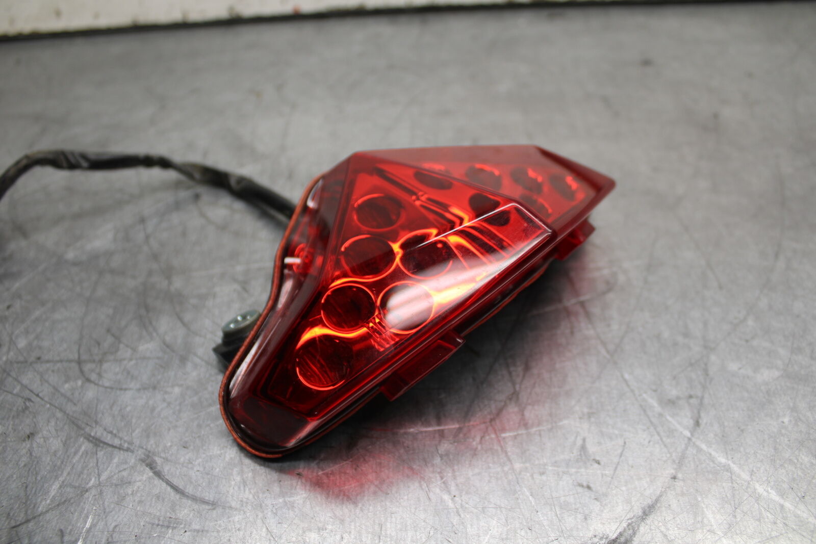 12-17 KAWASAKI ER-6N Z650 REAR TAIL TAILLIGHT BACK BRAKE LIGHT BB709