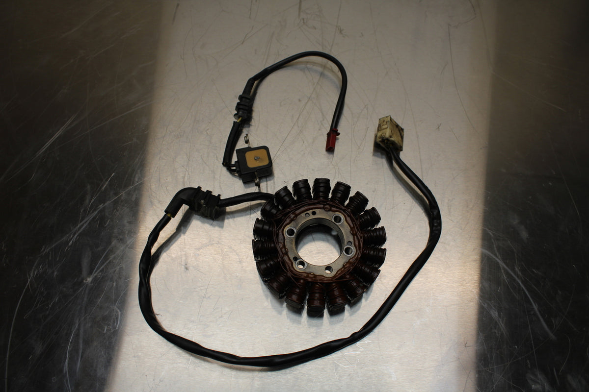 02-03 HONDA CBR954RR STATOR GENERATOR ALTERNATOR MAGNETO BB497