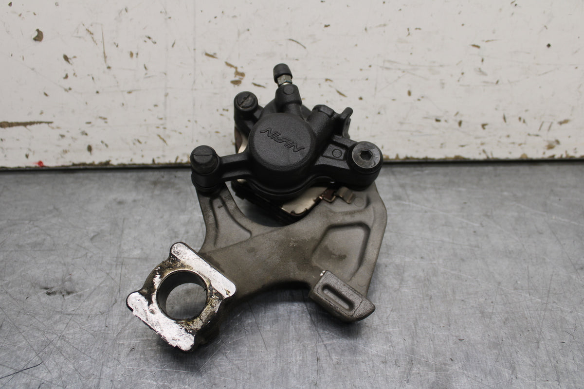 11-24 SUZUKI GSXR750 REAR BRAKE CALIPER W MOUNT BRACKET 69100-47H10-999  BB714