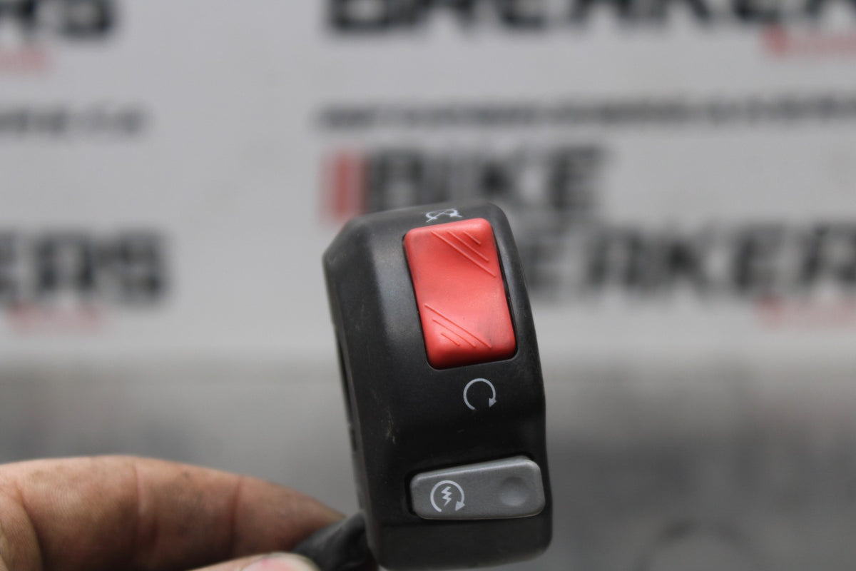 07 YAMAHA YZF R1 RIGHT CLIP ON HANDLE KILL OFF START SWITCH SWITCHES BB826