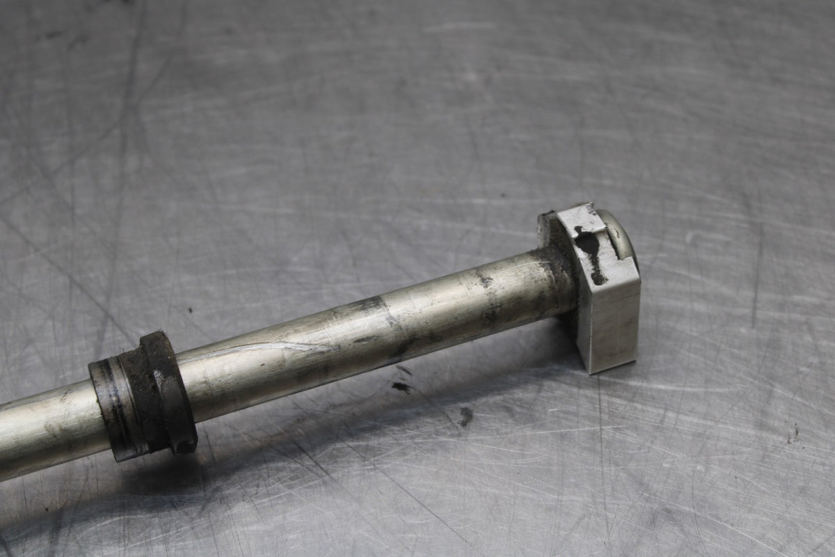 14 TRIUMPH STREET TRIPLE ABS REAR AXLE BACK WHEEL RIM PIVOT BOLT AXEL BB808