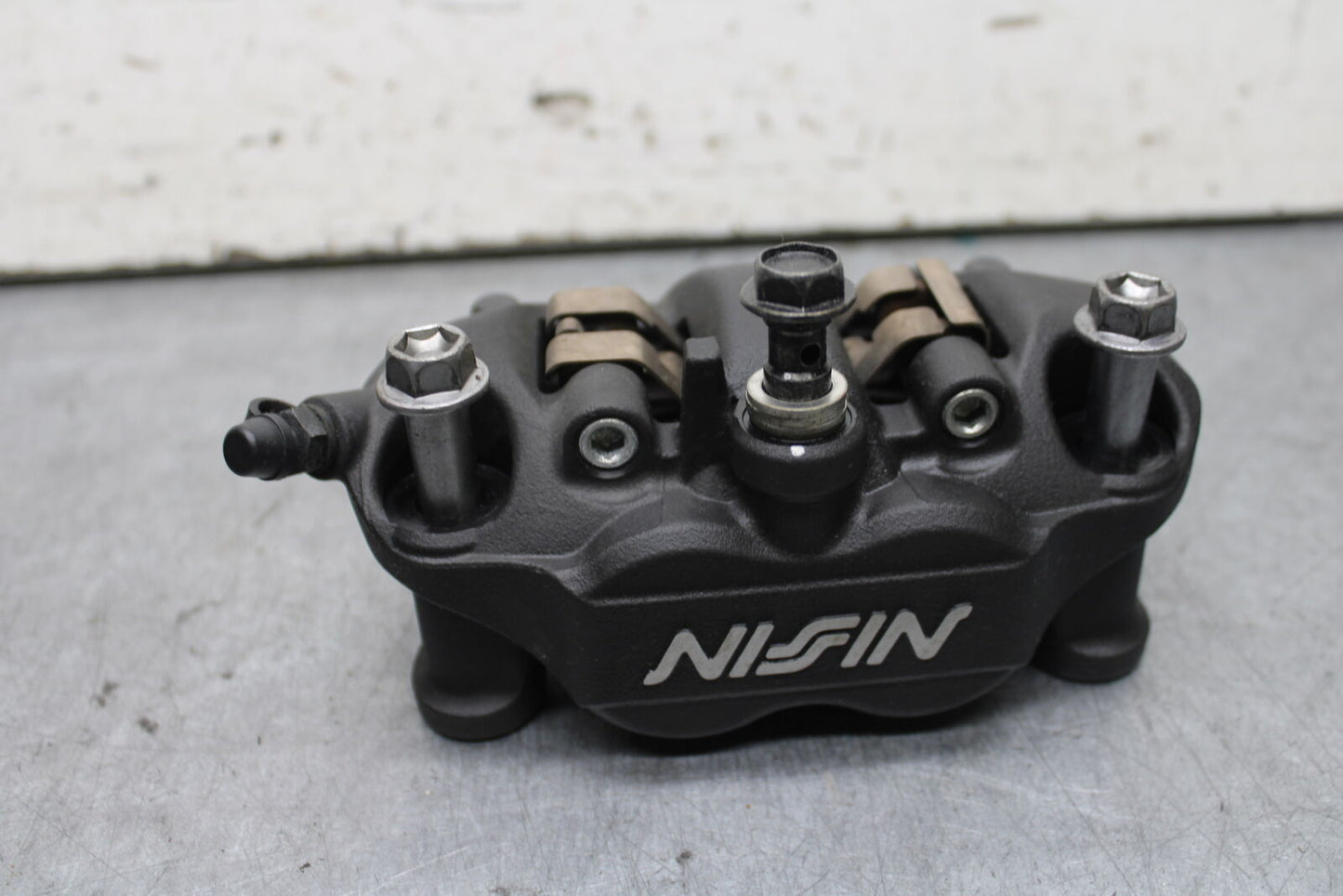 13-18 KAWASAKI NINJA ZX6R RIGHT LEFT FRONT BRAKE CALIPER SET PAIR CALIPERS BB666