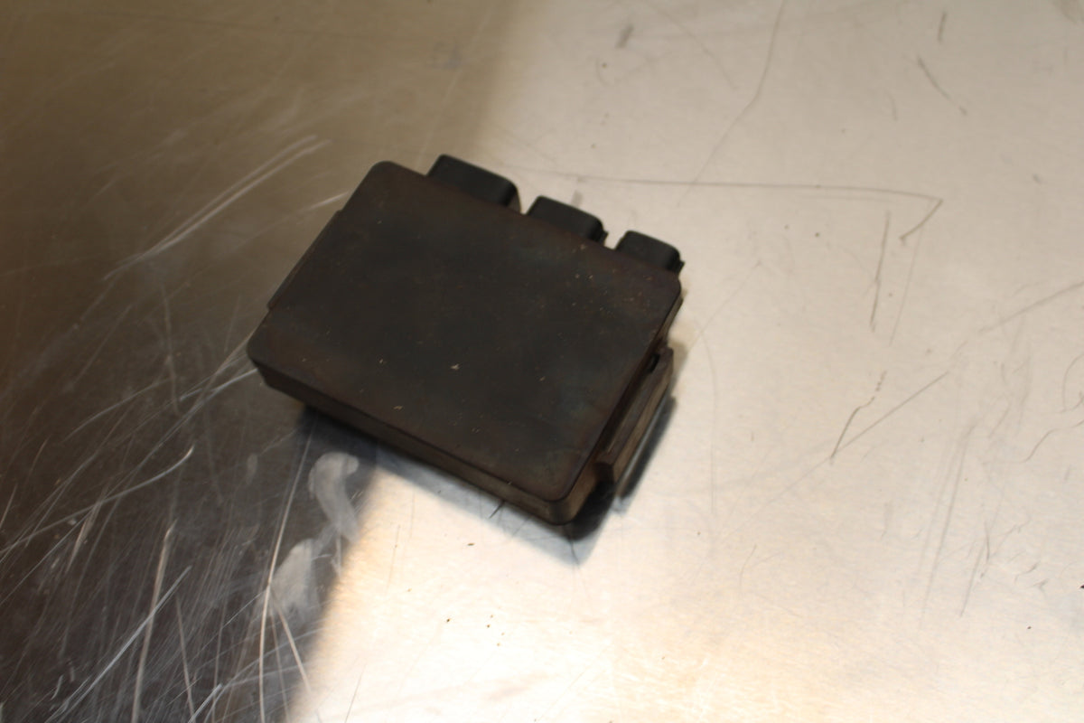 18-24 KAWASAKI NINJA 650 RELAY ASSEMBLY FUSE BOX BB725