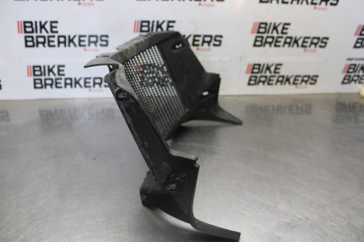 19 BMW F750GS ENGINE RADIATOR MOTOR COOLER COOLING RADIATER COVER GUARD BB938