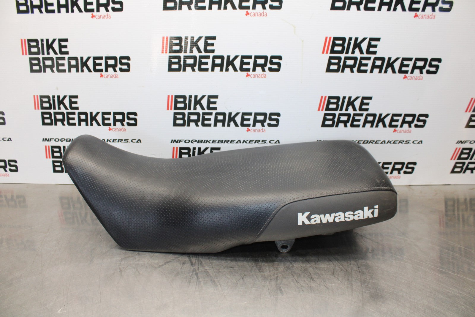 08-18 KAWASAKI KLR650 FRONT REAR SEAT SADDLE BB183