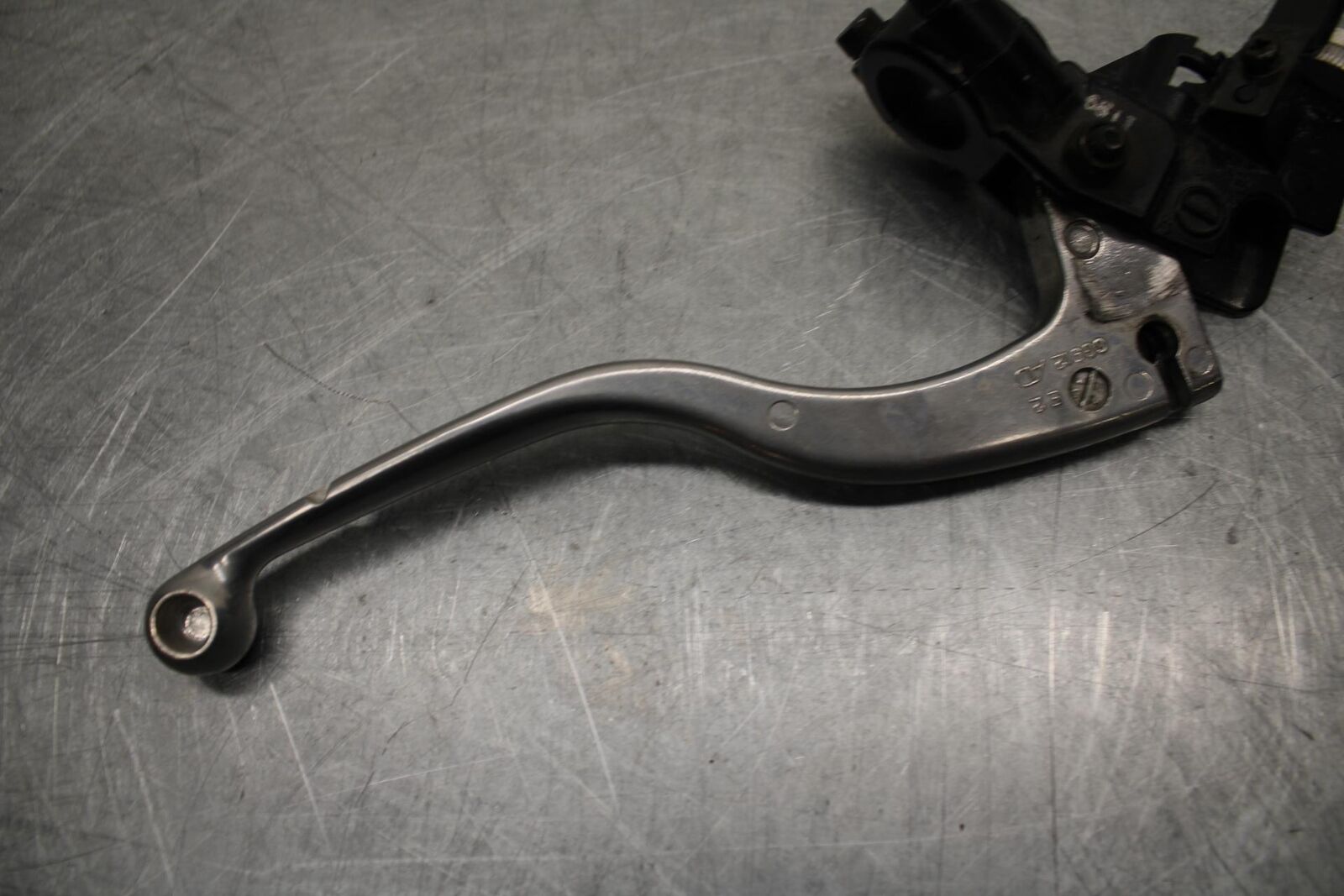 06-07 TRIUMPH DAYTONA 675 DAYTONA 675 CLUTCH PERCH MOUNT WITH LEVER  BB441
