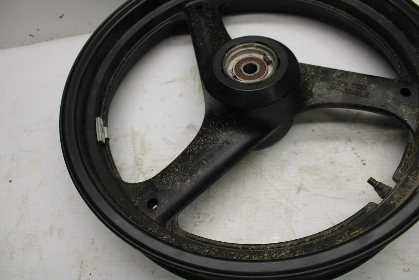 04-09 SUZUKI GS500F FRONT WHEEL RIM  BB278