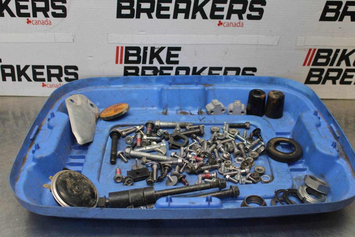 23-26 KAWASAKI NINJA ZX4RR MOUNTING BOLTS HARDWARE SCREWS BB898