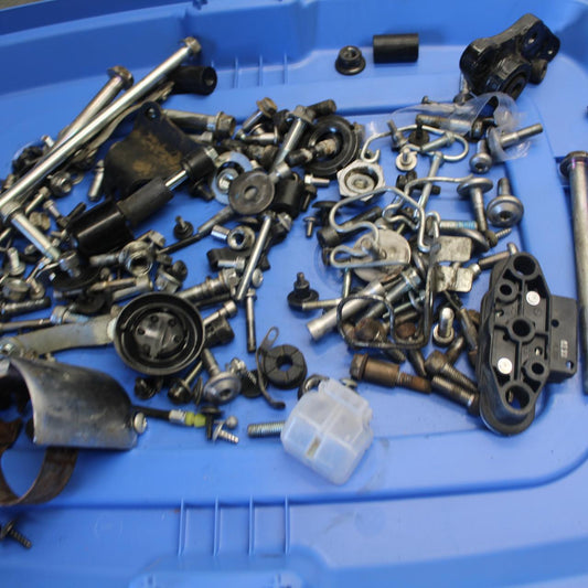 2016 Suzuki Bandit GSF1250SA ABS LEFTOVER MOUNTING BOLTS HARDWARE MOTOR BB509