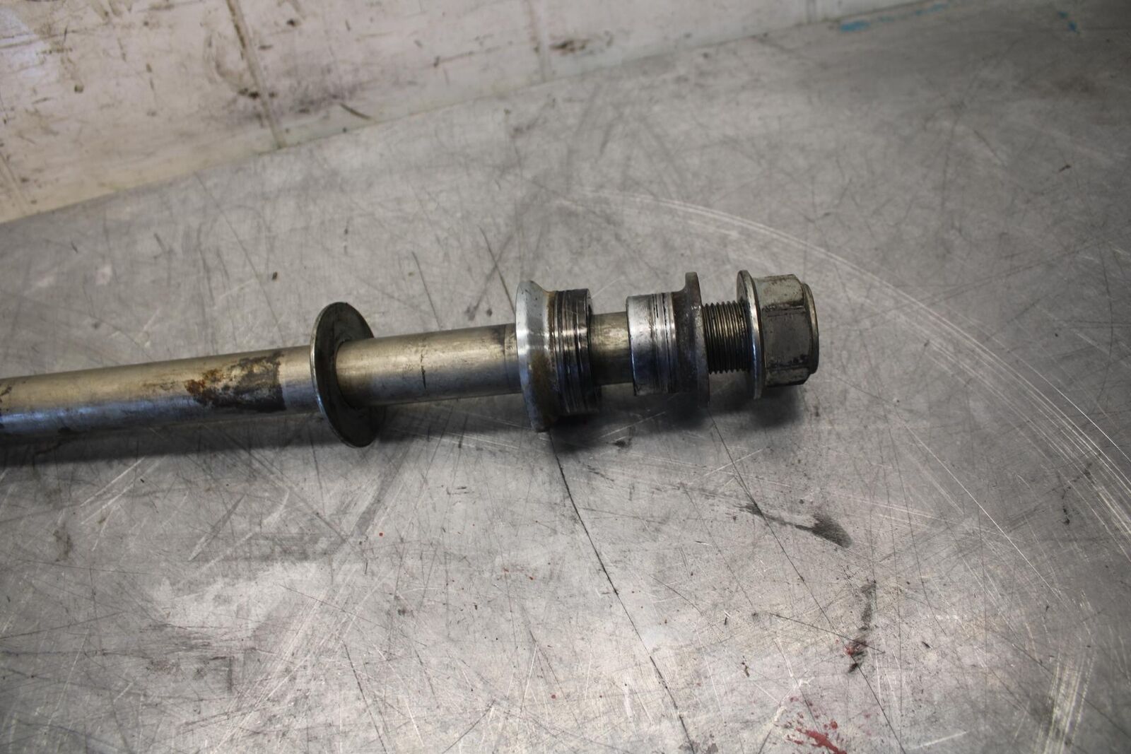 2017 Suzuki SV650X SV650AL7 ABS REAR AXLE BACK WHEEL RIM PIVOT BOLT AXEL BB512