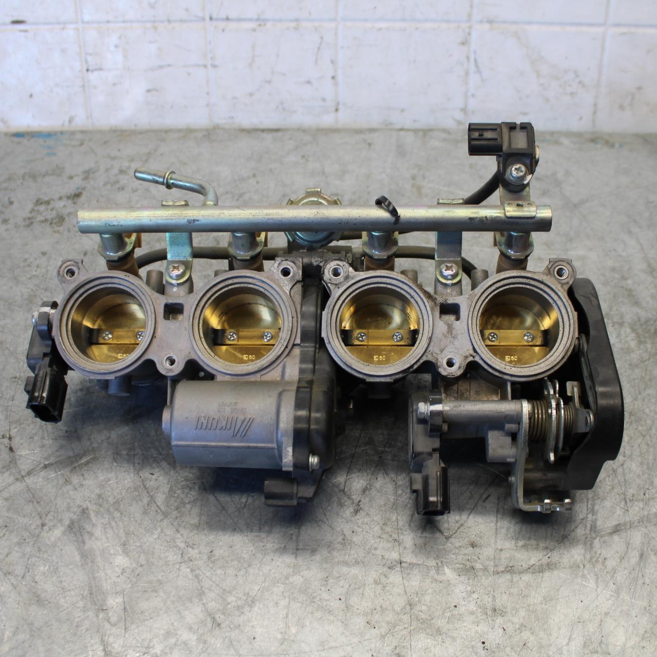 08-16 YAMAHA YZF R6 MAIN FUEL INJECTORS / THROTTLE BODIES BB431