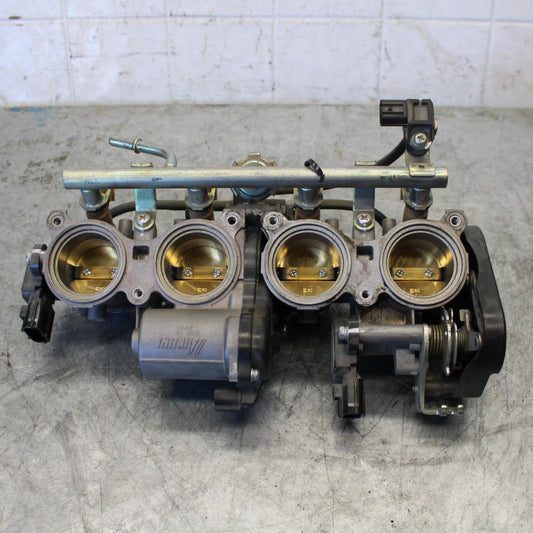 08-16 YAMAHA YZF R6 MAIN FUEL INJECTORS / THROTTLE BODIES BB431