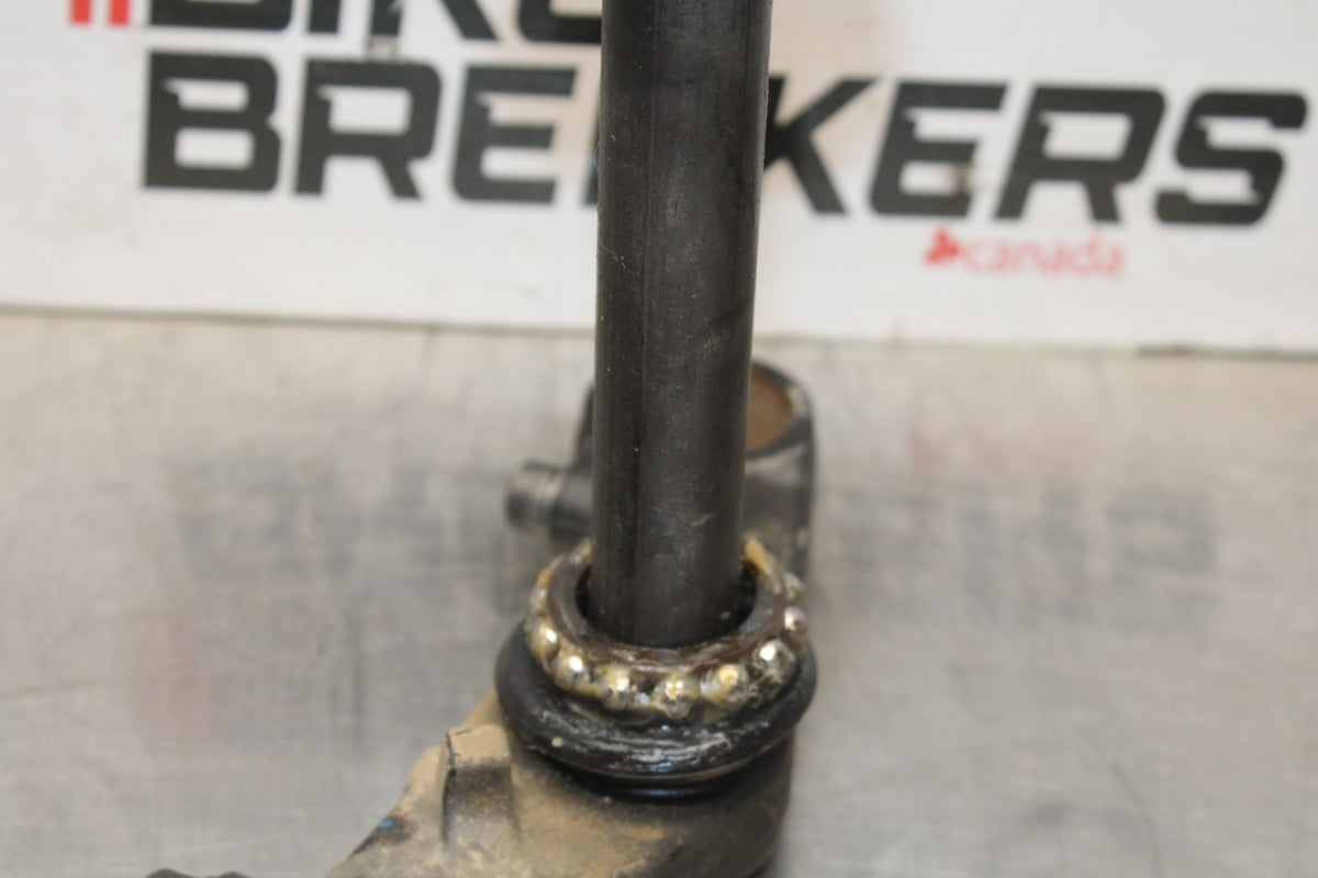 17-18 YAMAHA YZF R3 FRONT FORKS CLAMP LOWER TRIPLE TREE STEM BB788