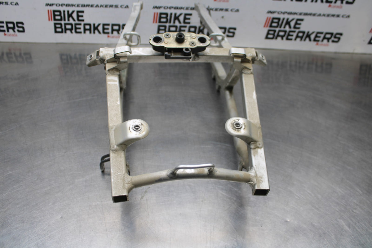 01-03 SUZUKI GSXR600 REAR SUBFRAME BACK SUB FRAME BB841