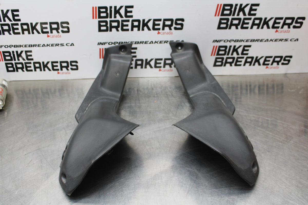 01-06 HONDA CBR600F4I RIGHT LEFT FRONT DUCT COVERS PANELS COWLS BB185