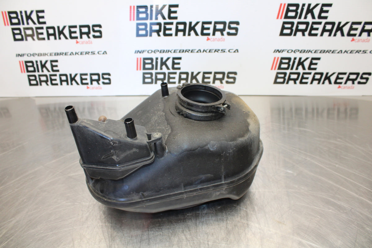 00 SUZUKI SV650 AIRBOX AIR INTAKE FILTER BOX BB156