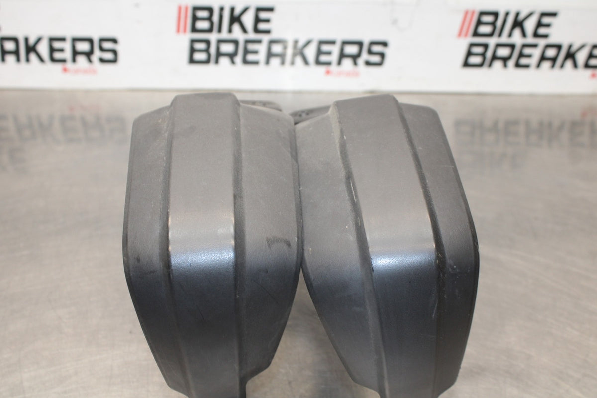 22 HARLEY-DAVIDSON PAN AMERICA 1250 HAND GUARD COVER SHIELD SET PAIR BB910