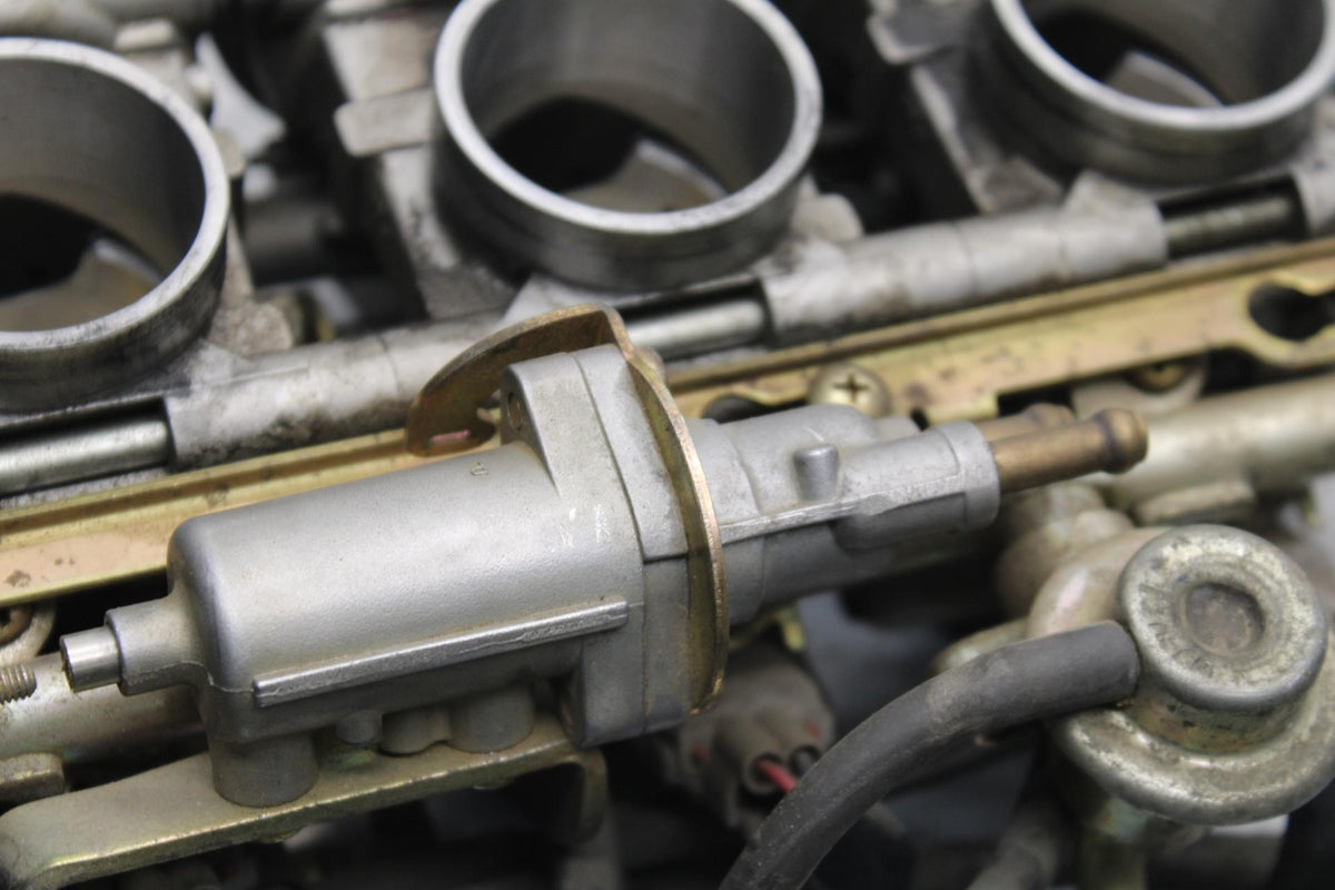 05 YAMAHA YZF R6S MAIN FUEL INJECTORS / THROTTLE BODIES BB600