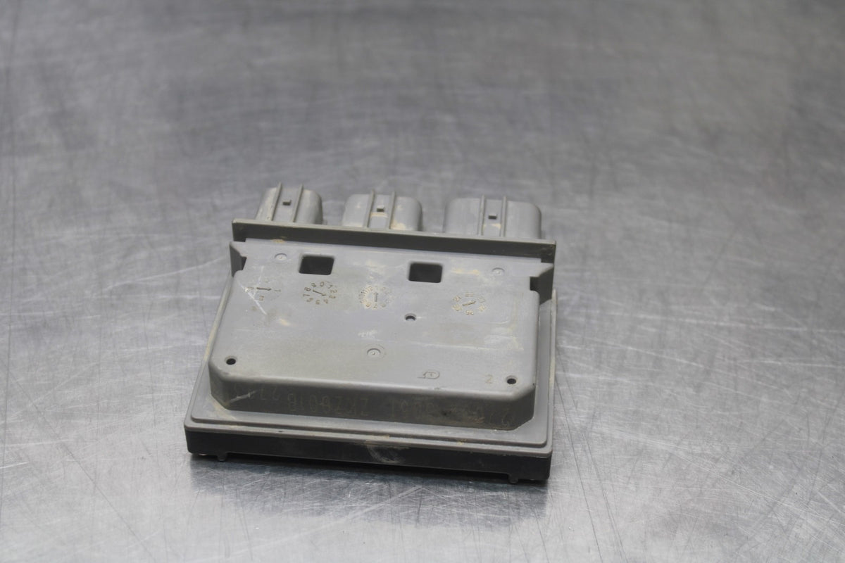 24-25 KAWASAKI NINJA ZX6R RELAY ASSEMBLY FUSE BOX BB785