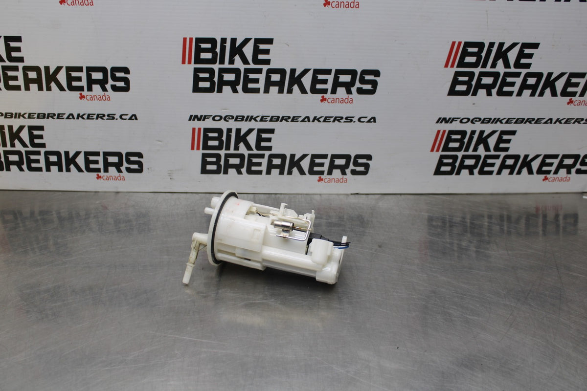 05 YAMAHA YZF R6 FUEL PUMP GAS PETROL SENDER UNIT BB858