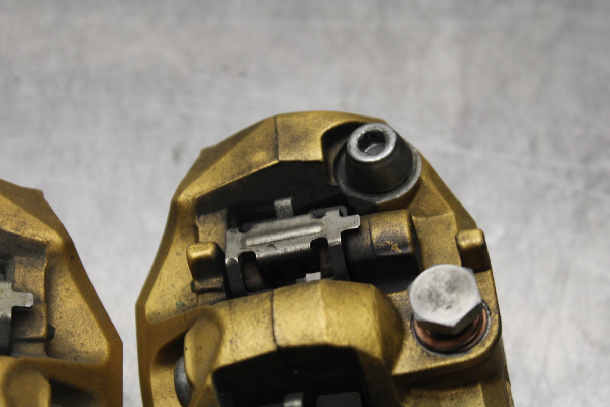 04-05 KAWASAKI NINJA ZX10R RIGHT LEFT FRONT BRAKE CALIPER SET  BB163