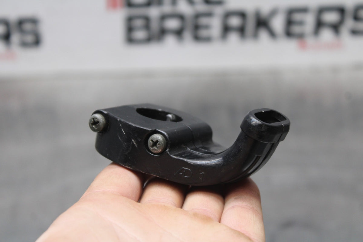 00-02 KAWASAKI NINJA ZX6R THROTTLE CABLE LINE HOUSING GUIDE BB750