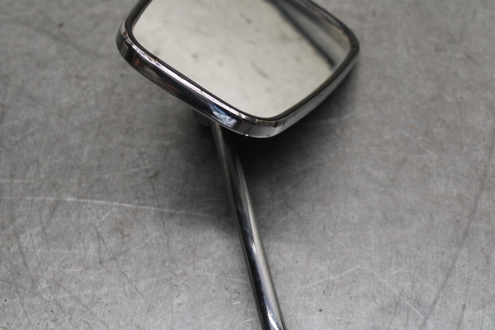 85-86 SUZUKI MADURA 1200 RIGHT SIDE REAR VIEW MIRROR  BB691