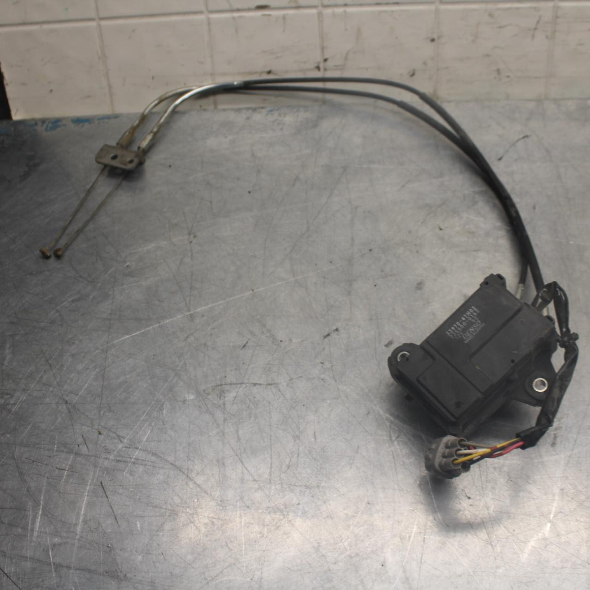 15-21 SUZUKI GSXR600 EXHAUST VALVE SERVO MOTOR BB460