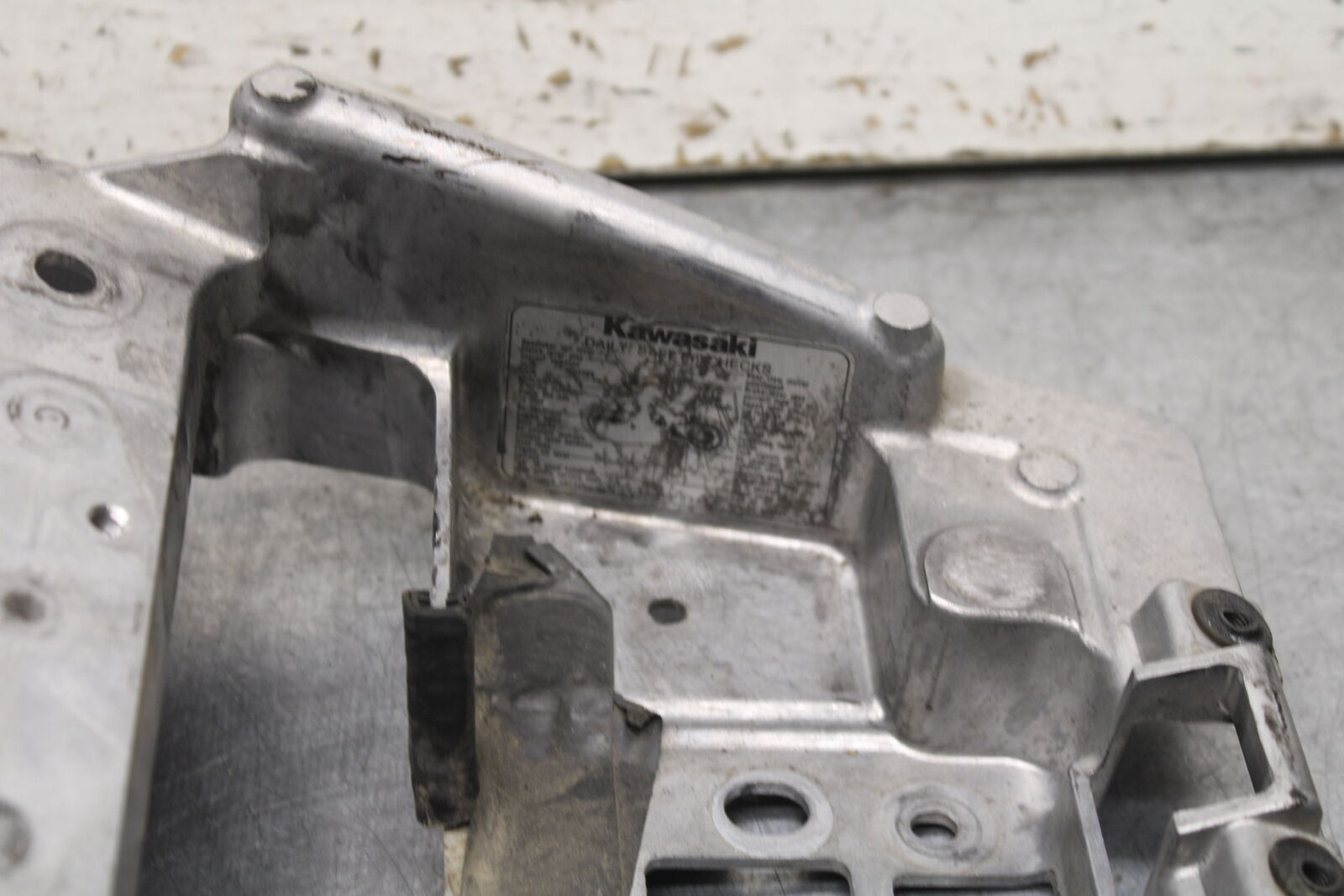 12-13 KAWASAKI Z1000 REAR SUBFRAME BACK SUB FRAME BB743