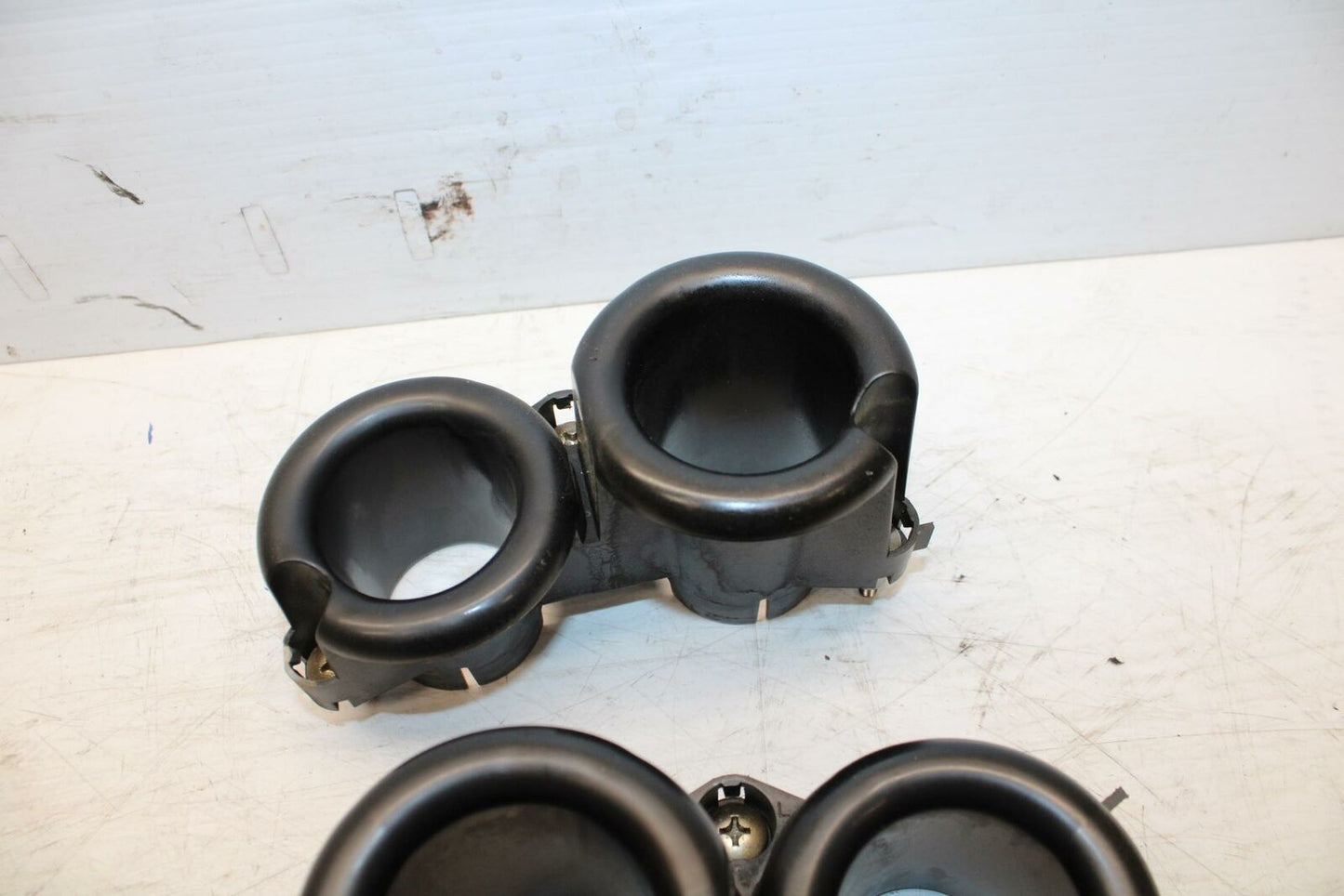 05-06 HONDA CBR600RR  INTAKE VELOCITY STACKS 17225-MEE-000 17226-MEE-000 BB307