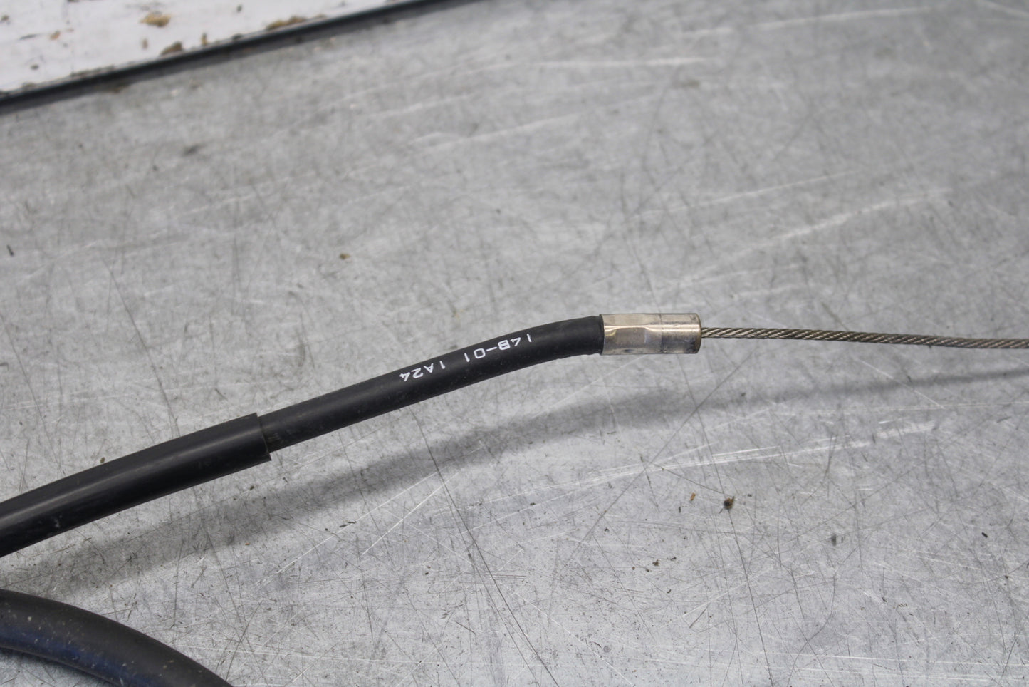09-14 YAMAHA YZF R1 CLUTCH CABLE LINE BB696
