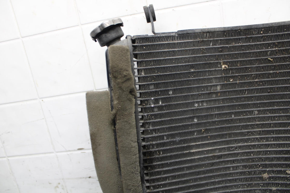 05 YAMAHA YZF R6S ENGINE RADIATOR MOTOR COOLER COOLING RADIATER BB462