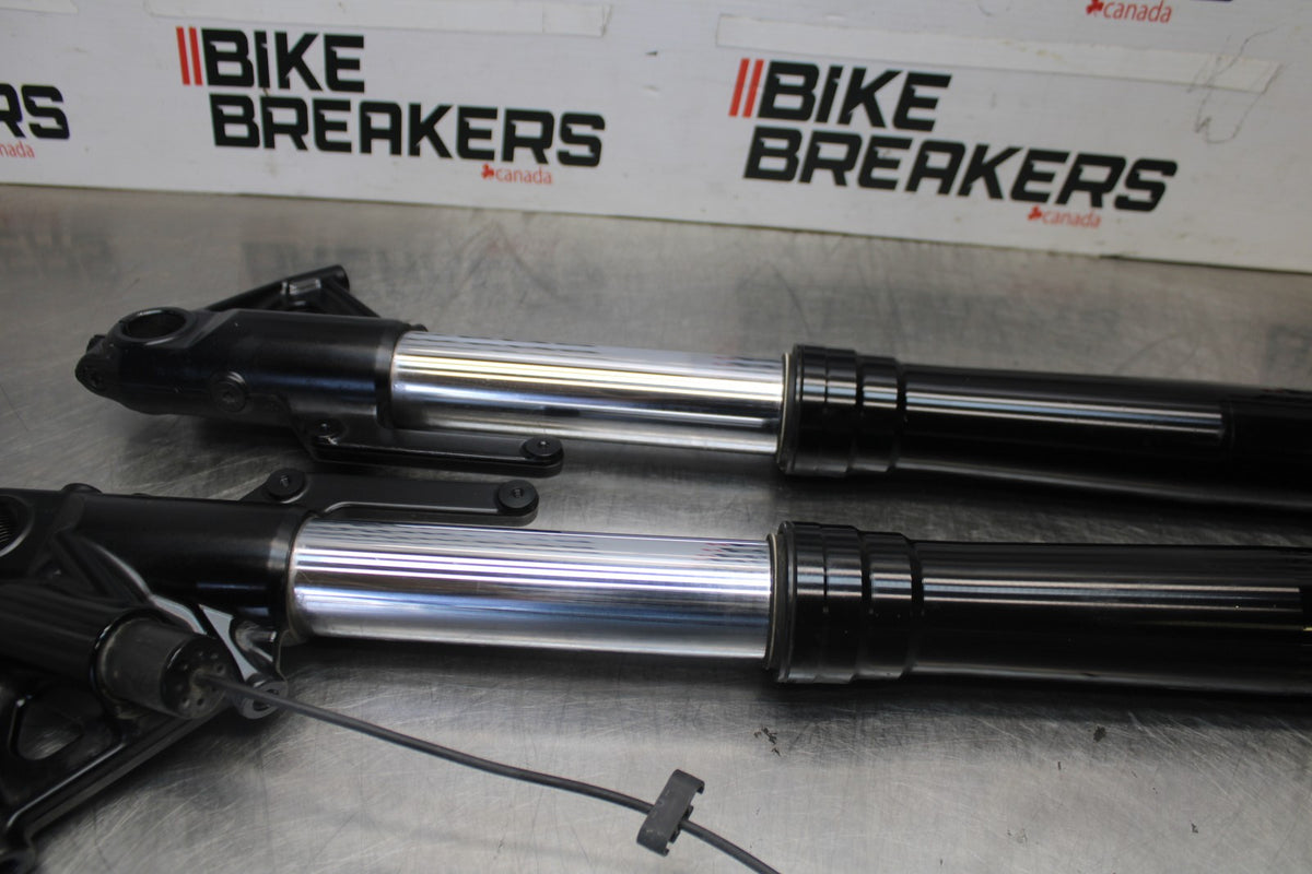 22 HARLEY-DAVIDSON PAN AMERICA 1250 FRONT FORKS SHOCK SUSPENSION SET PAIR BB910