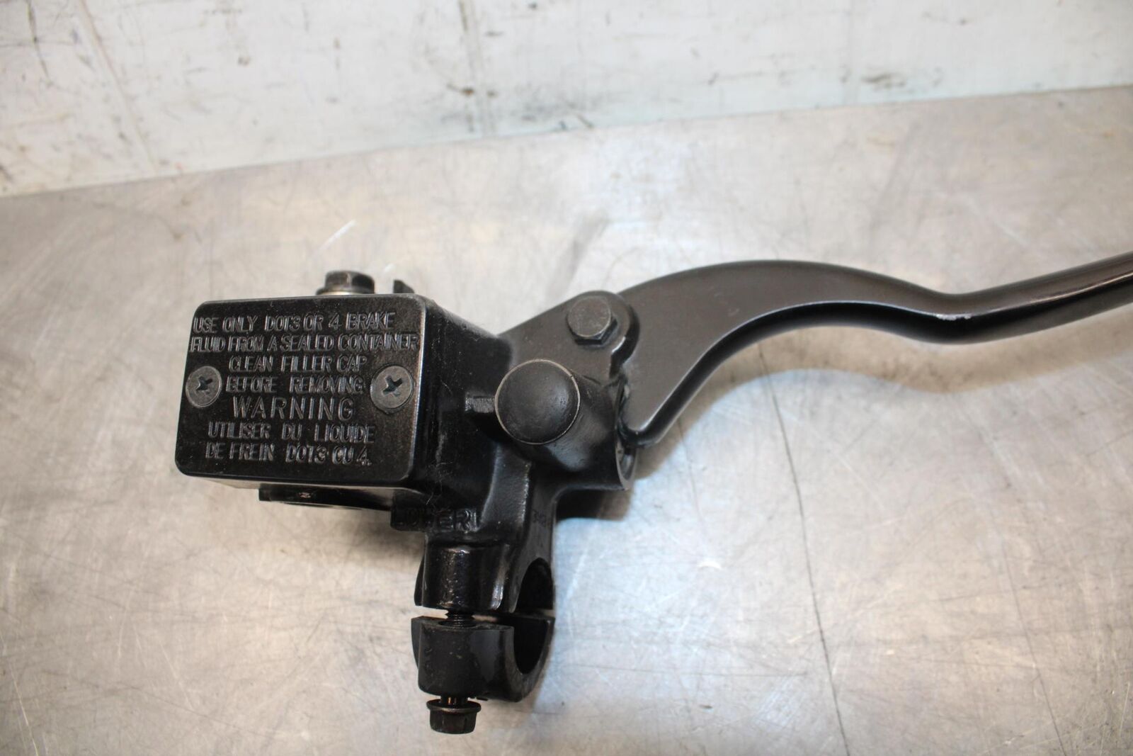 2015 Kawasaki Ninja 300 EX300B ABS FRONT BRAKE MASTER CYLINDER w/ LEVER BB518