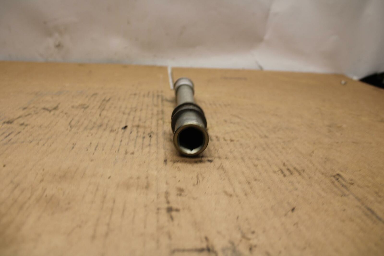 09-12 KAWASAKI NINJA ZX6R FRONT WHEEL RIM AXLE PIVOT BOLT BB383