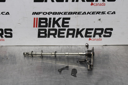 18 YAMAHA YZF R1  SHIFTER SHIFT SHAFT BB838