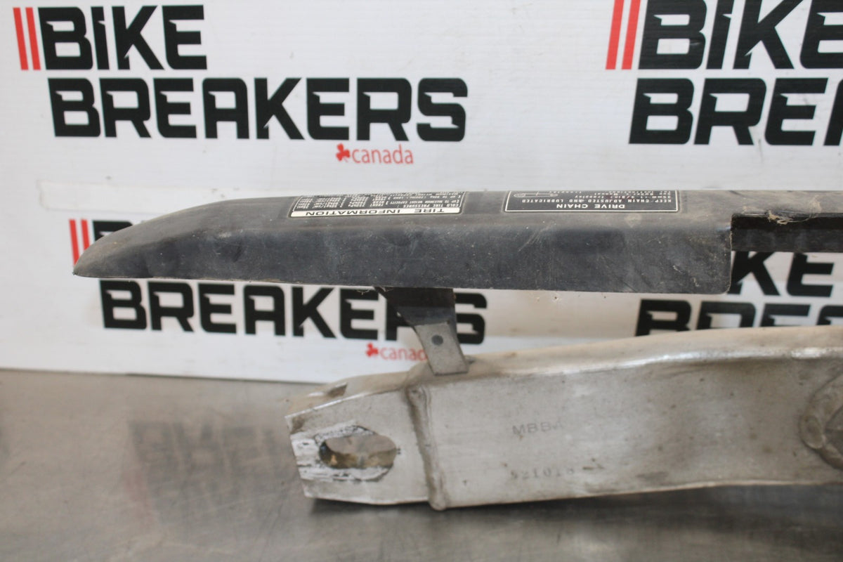 98-05 HONDA SUPER HAWK 1000 VTR1000F REAR SWINGARM SUSPENSION SWING ARM BB924