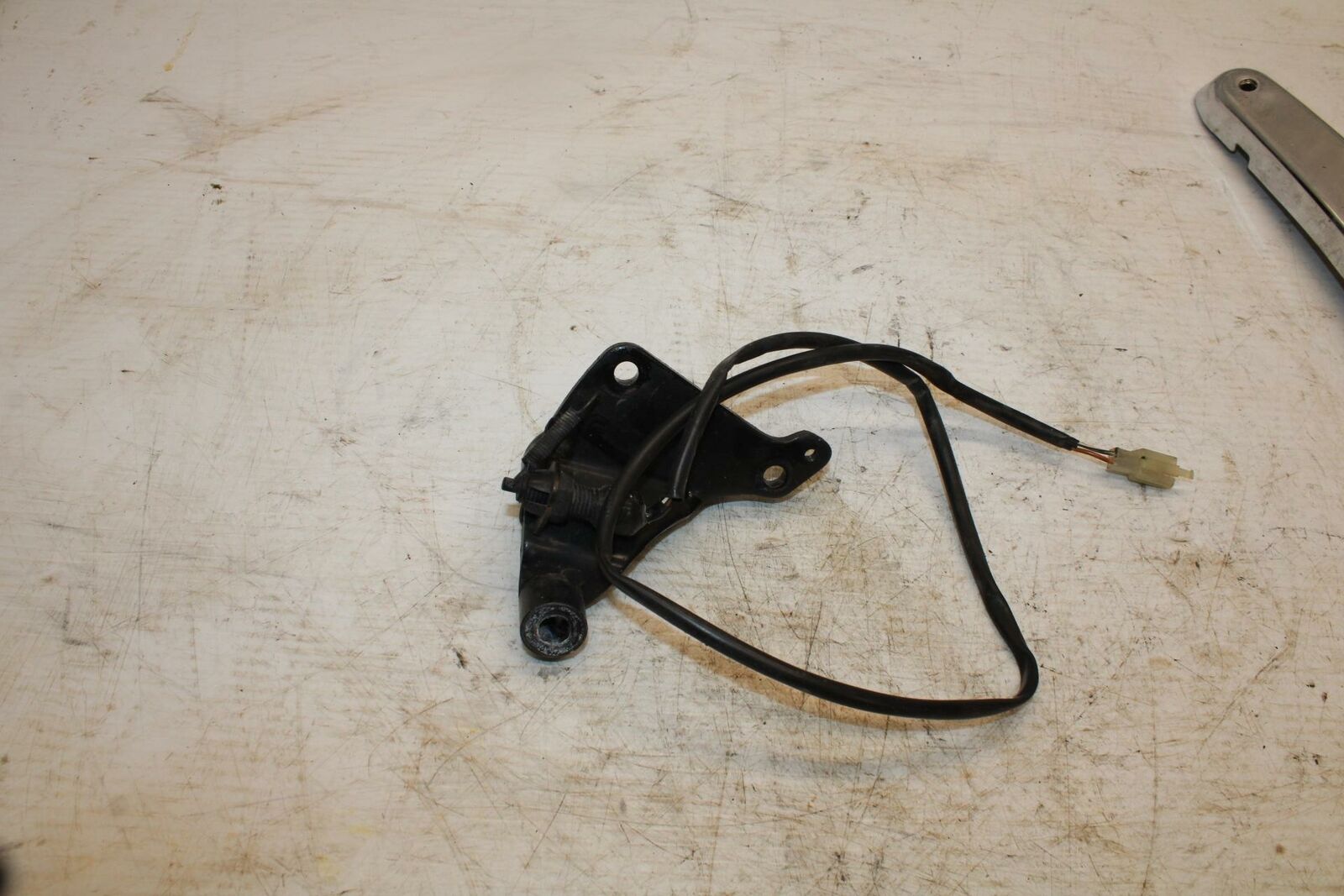 05-09 SUZUKI BOULEVARD C90 REAR BACK BRAKE SENSOR BB357