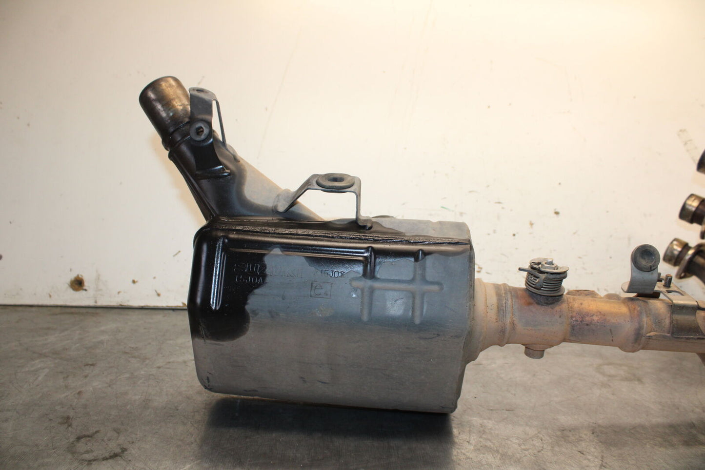 11-24 SUZUKI GSXR750 EXHAUST HEADER PIPES MANIFOLD 14100-15J00 BB714