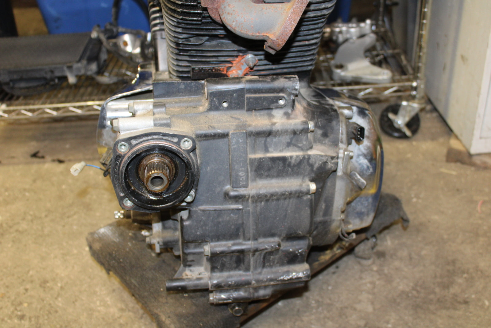 00 SUZUKI INTRUDER 1500 VL1500 ENGINE MOTOR BB761