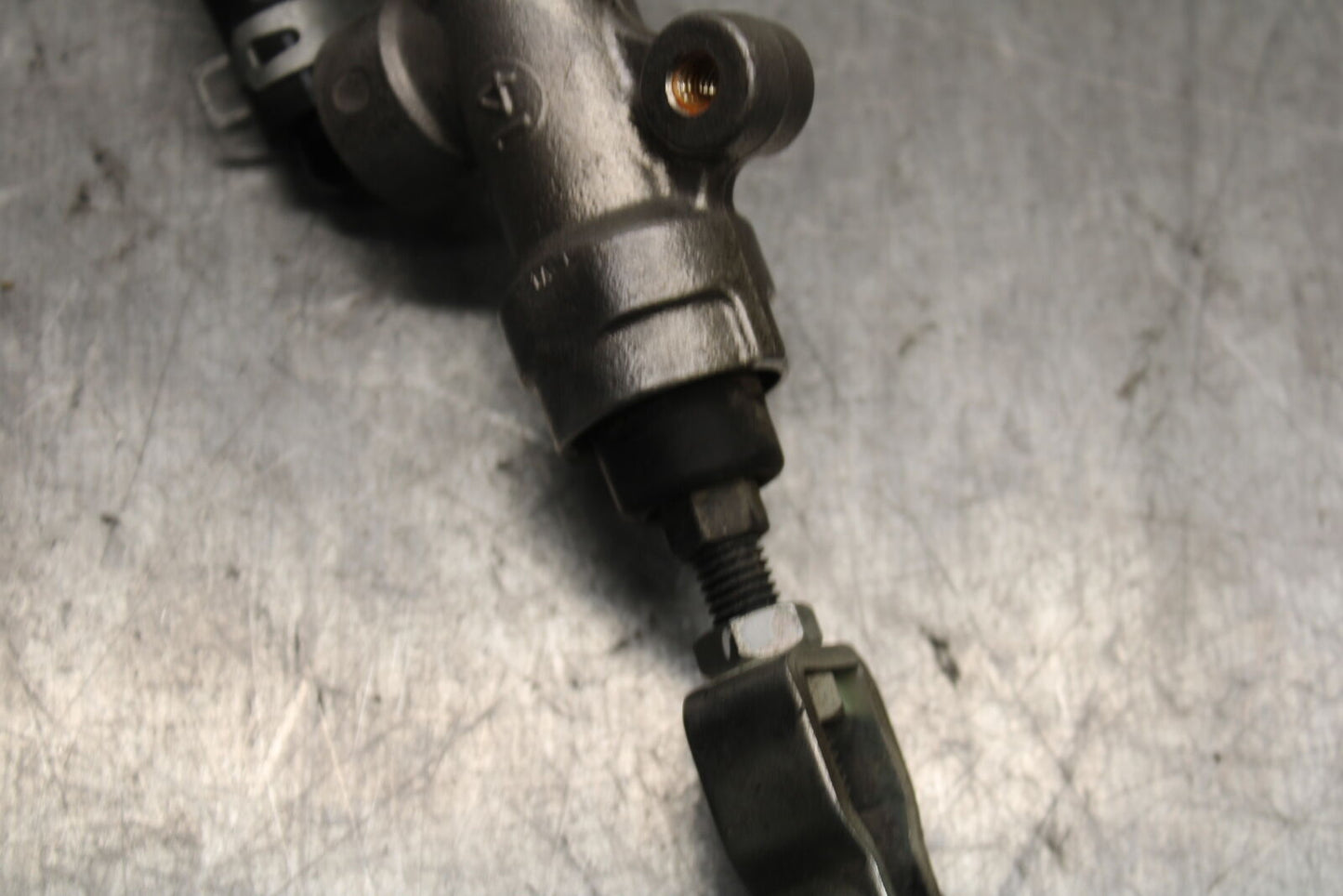 11-24 SUZUKI GSXR750 REAR BRAKE MASTER CYLINDER W RESERVOIR 69600-47H10  BB714