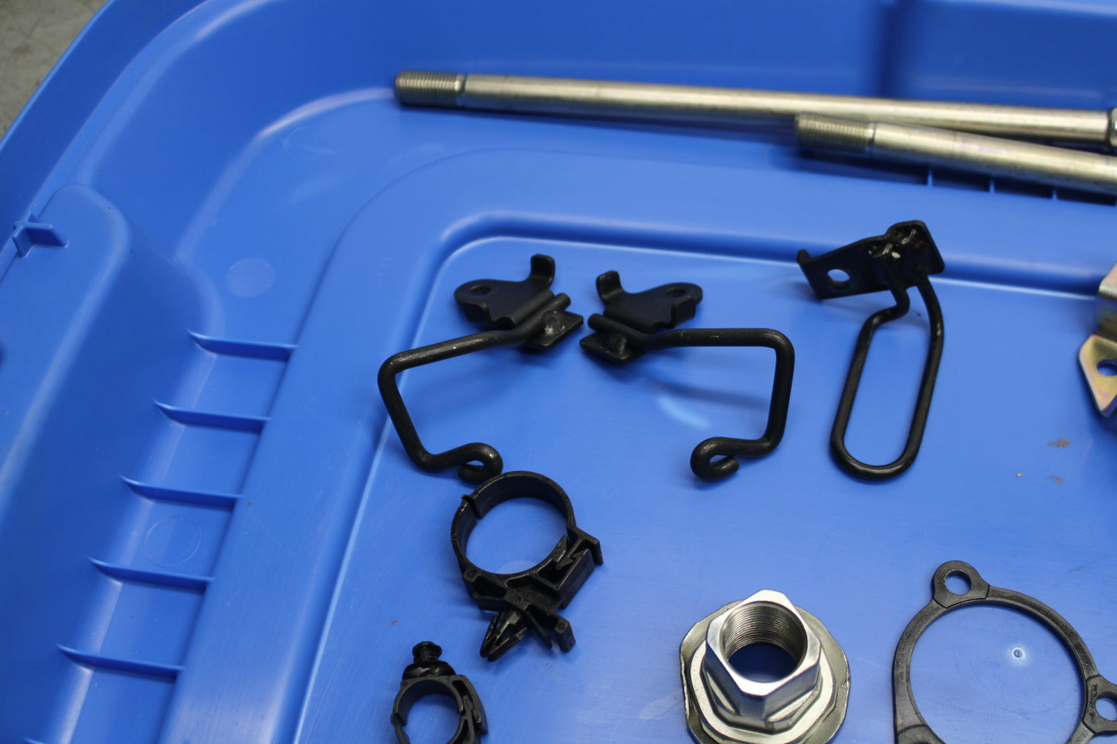 12-25 KAWASAKI NINJA ZX14R MOUNTING BOLTS HARDWARE  BB757